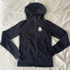 Rumble Boxing X Lululemon Scuba Hoodie. Black. Size 2 (XS)